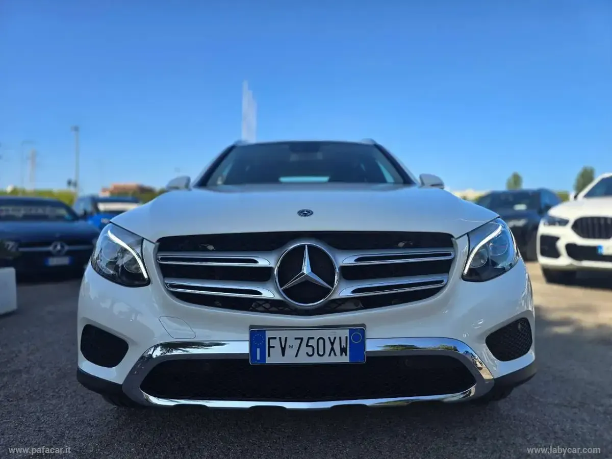 Usata Mercedes GLC220 170 CV (125 kW) 2019 Bianco SUV