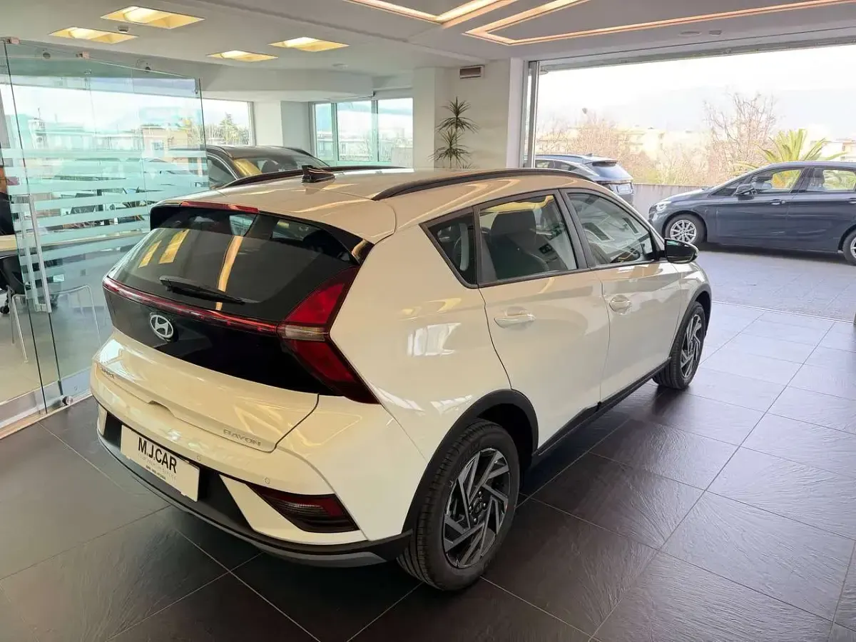 Nuova Hyundai Bayon 90 CV (66 kW) 2026 Atlas white SUV