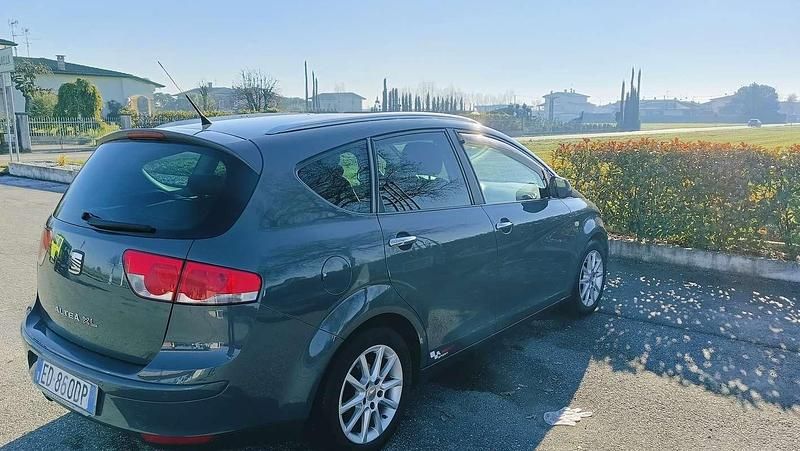 Usata Seat Altea XL FR 170 CV (125 kW) 2010 Grigio Monovolume