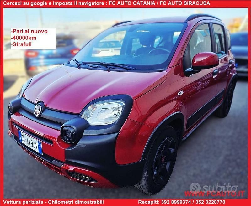Usata Fiat Panda Cross Cross 69 CV (50 kW) 2022 Rosso Utilitaria