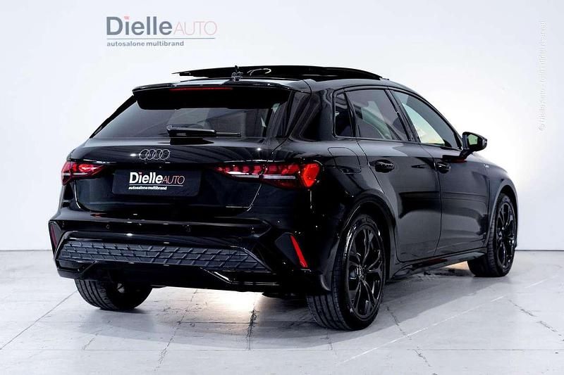 Nuova Audi A3 S-Line 150 CV (110 kW) 2025 Nero mito metallizzato Coupé