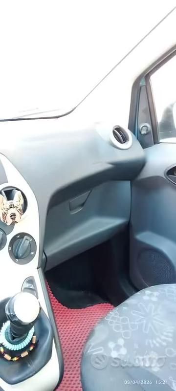 Usata Ford Ka 69 CV (50 kW) 2014 Berlina