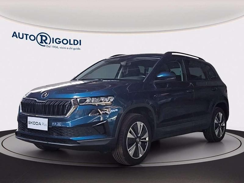 Usata Skoda Karoq Executive 110 CV (80 kW) 2023 Blu lava metallizzato SUV