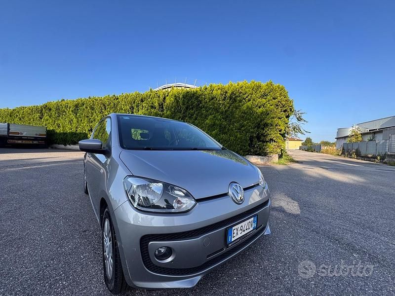Usata VW up! 68 CV (50 kW) 2015 Grigio Utilitaria