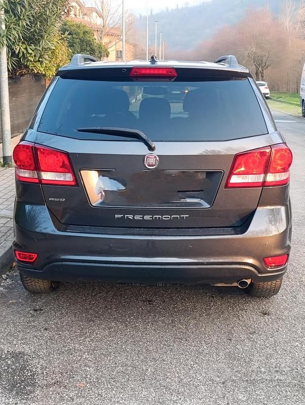 Usata Fiat Freemont Black Code 2016 Grigio SUV