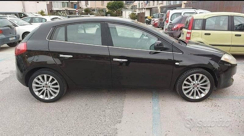 Usata Fiat Bravo 120 CV (88 kW) 2013 Nero Utilitaria