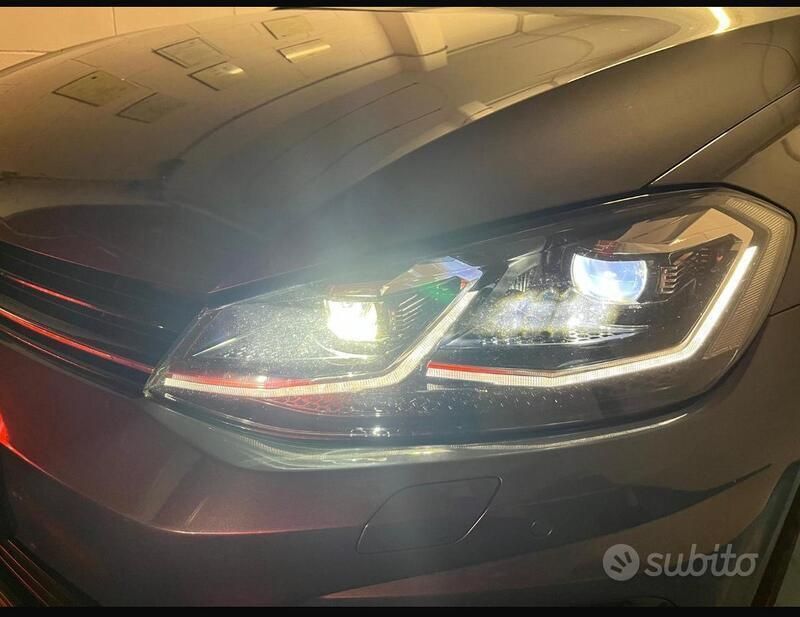 Usata VW Golf VIII R 2022 Grigio Berlina