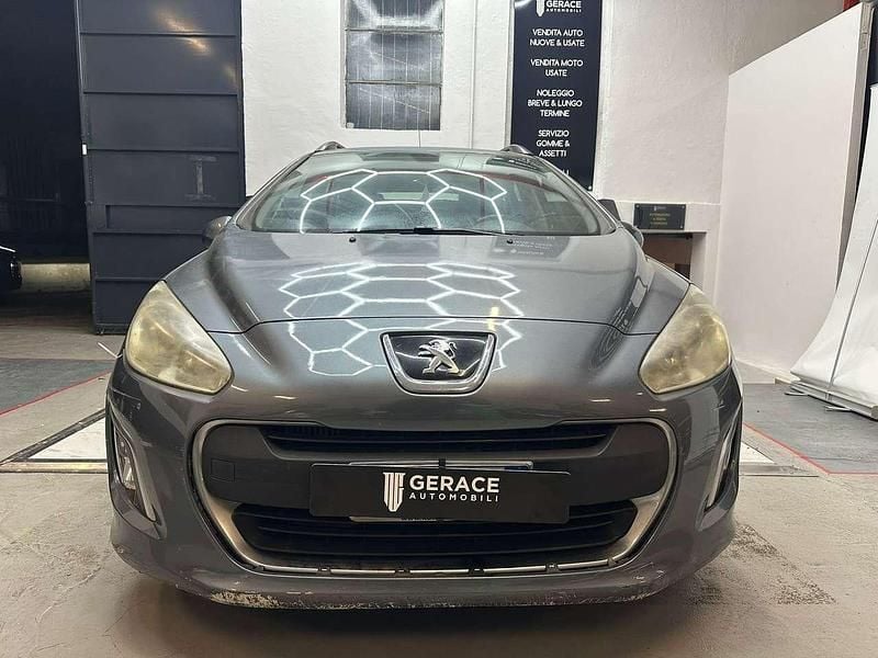 Usata Peugeot 308 Business-Line 92 CV (67 kW) 2011 Grigio Station wagon