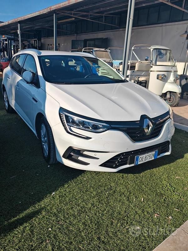 Usata Renault Mégane GrandTour Techno 115 CV (84 kW) 2022 Bianco Station wagon