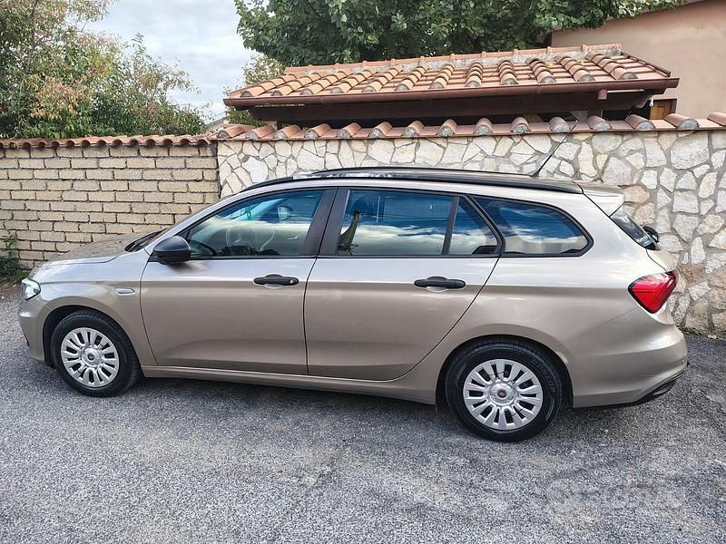 Usata Fiat Tipo Wagon 120 CV (88 kW) 2017 Station wagon