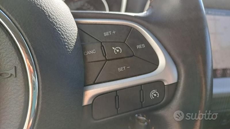 Usata Jeep Compass 120 CV (88 kW) 2021 Bianco SUV