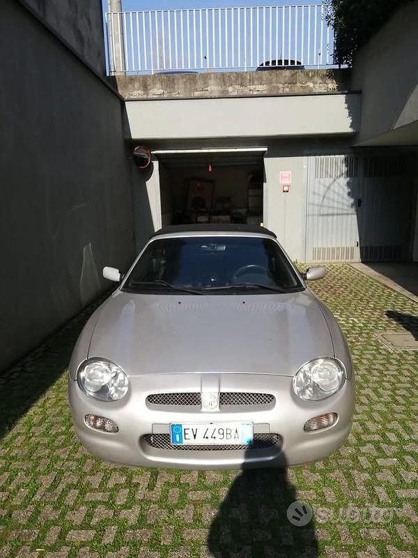 Usata MG F 120 CV (88 kW) 2001 Grigio Cabrio