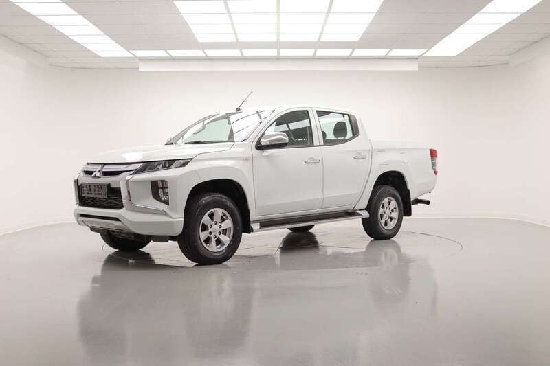 Bianco Usata 2021 Mitsubishi L200 Invite Pick-up | 24.340 € (Super prezzo) - Immagine 1/4
