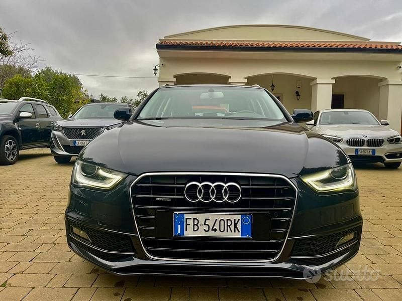 Usata 2016 Audi A4 S-Line Tre volumi | 14.200 € (Super prezzo) - Immagine 1/4
