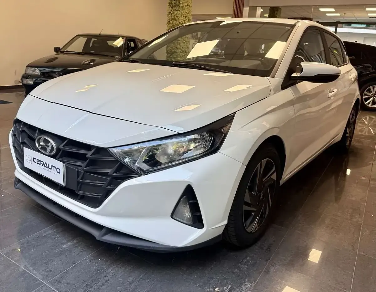 Usata Hyundai i20 84 CV (61 kW) 2022 Bianco Utilitaria