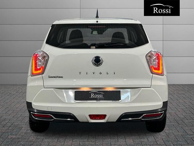 Begagnad SsangYong Tivoli 128 HK (94 kW) 2019 SUV
