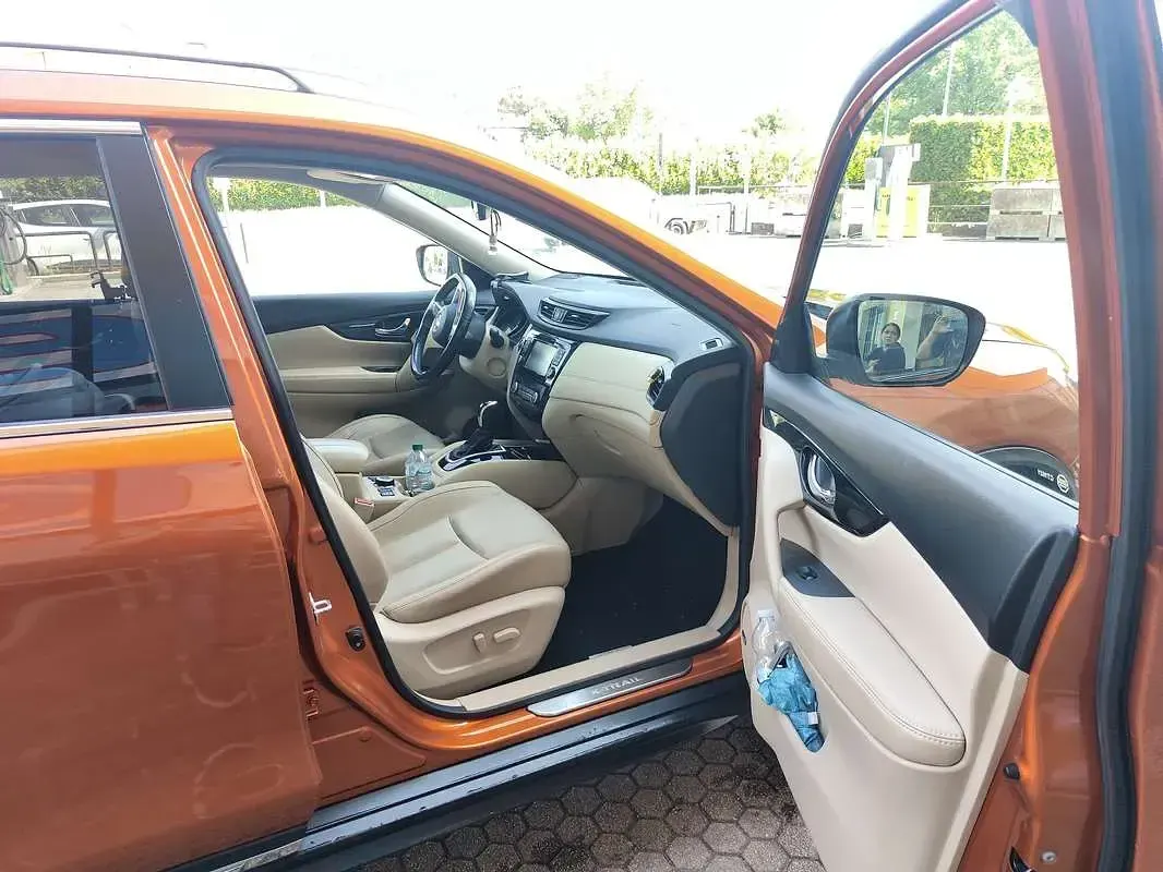 Usata Nissan X-Trail Tekna 177 CV (130 kW) 2018 Arancione SUV