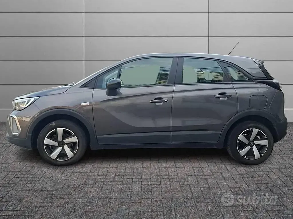 Usata Opel Crossland Elegance 110 CV (80 kW) 2022 Grigio SUV