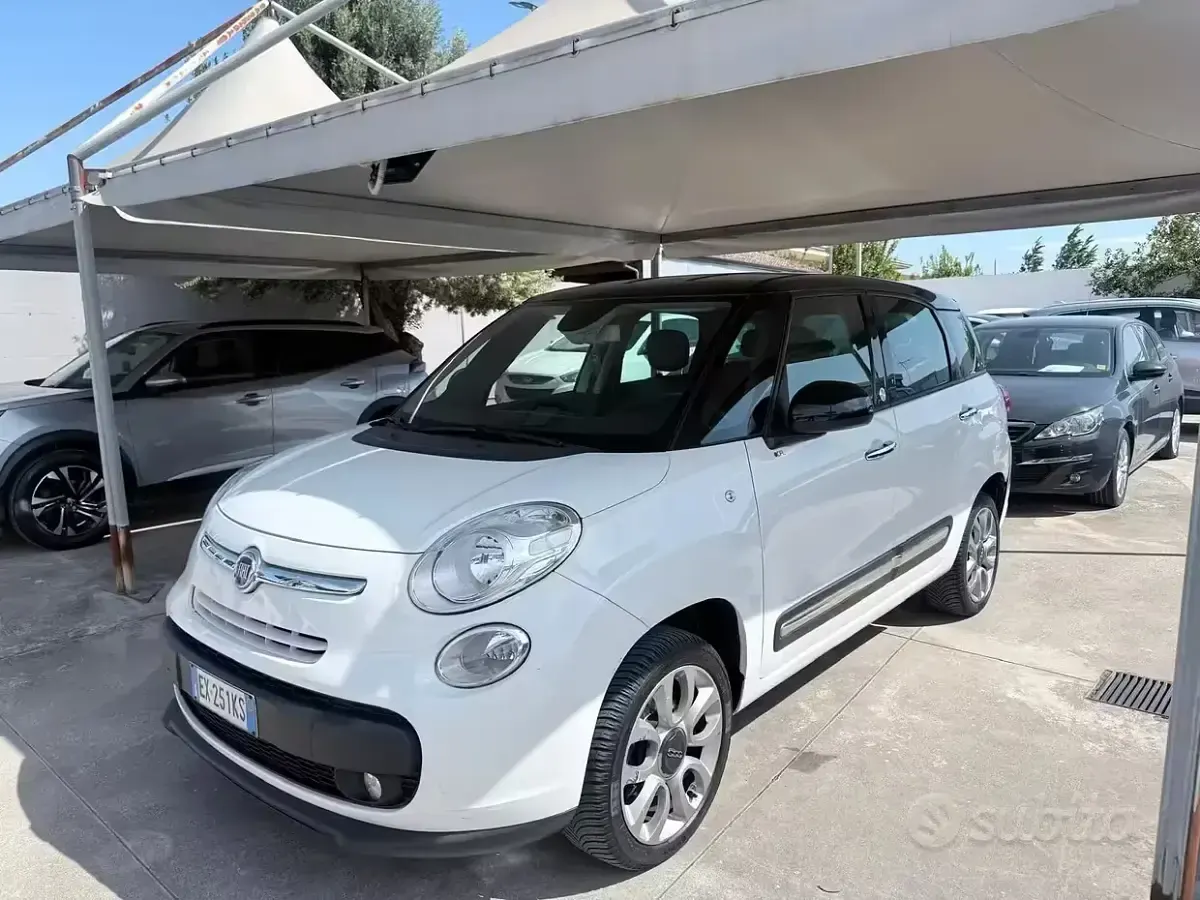 Occasion Fiat 500L Living 80 ch (58 kW) 2014 Blanc Monospace