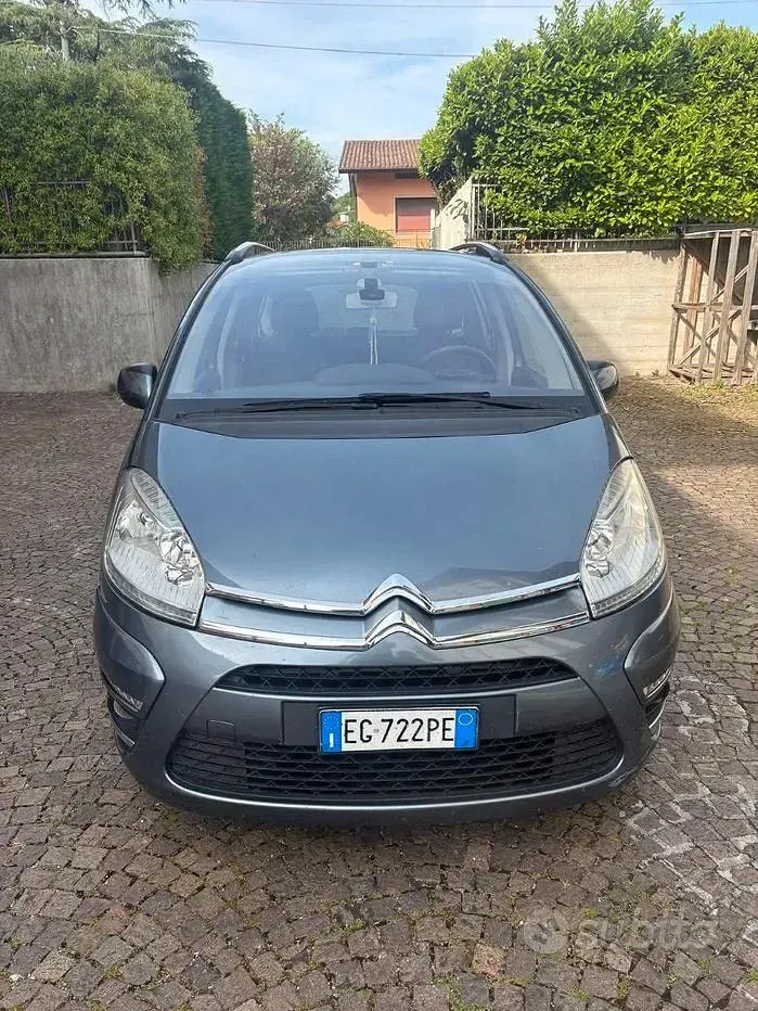 Usata Citroën Grand C4 Picasso 112 CV (82 kW) 2011 Grigio Monovolume