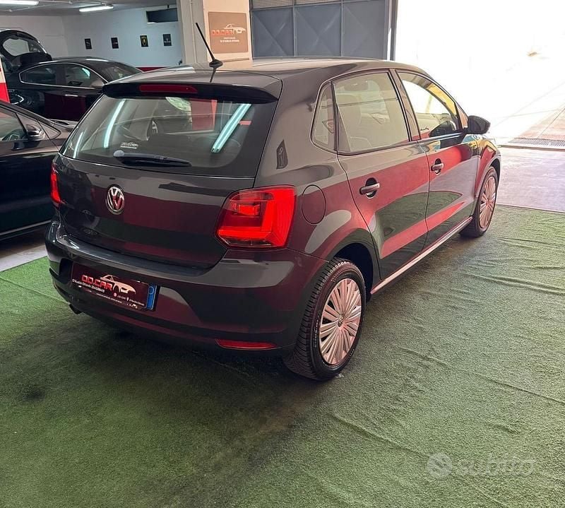 Usata VW Polo 90 CV (66 kW) 2014 Grigio Utilitaria