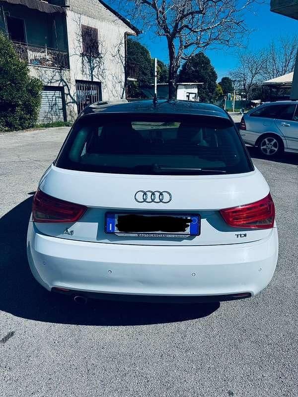Usata Audi A1 Sportback Attraction 90 CV (66 kW) 2013 Bianco Utilitaria