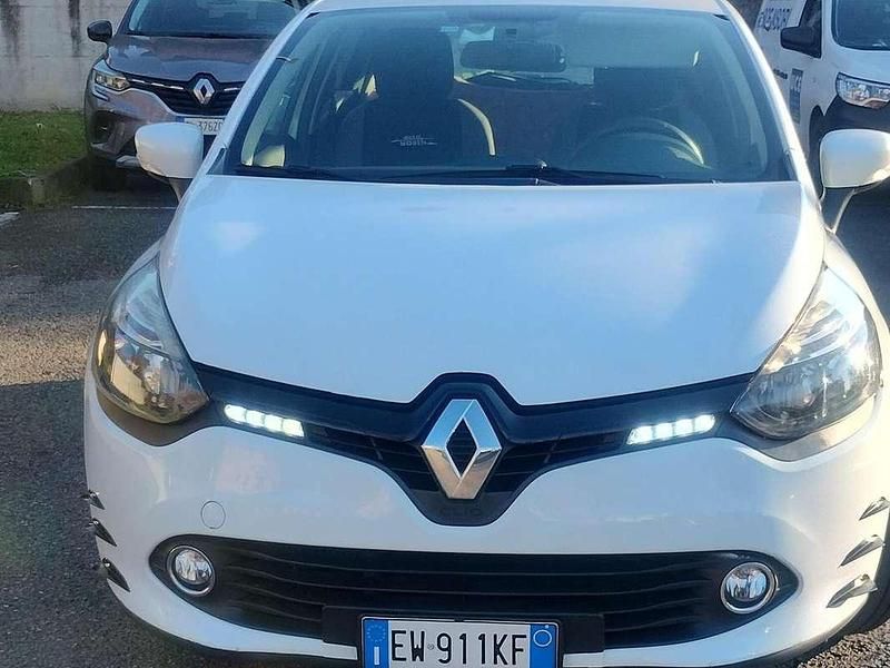 Usata Renault Clio IV 75 CV (55 kW) 2014 Bianco Berlina