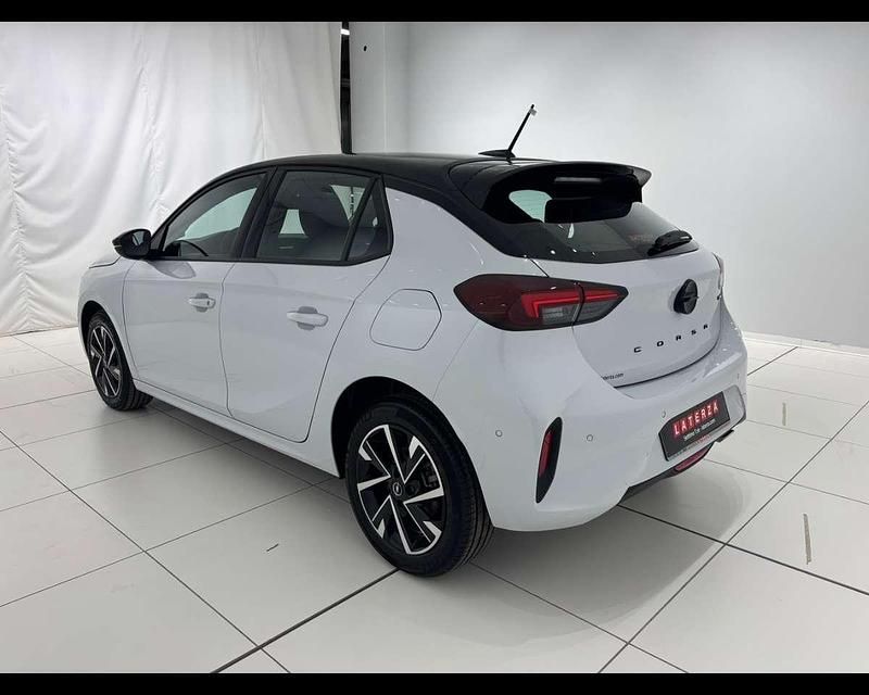 Nuova Opel Corsa 101 CV (74 kW) 2025 Kontur white Berlina