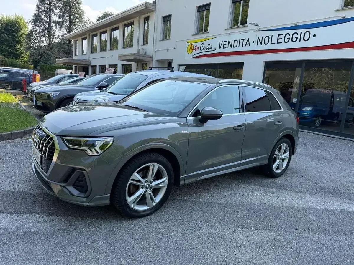 Usata Audi Q3 S-Line 150 CV (110 kW) 2019 Grigio SUV