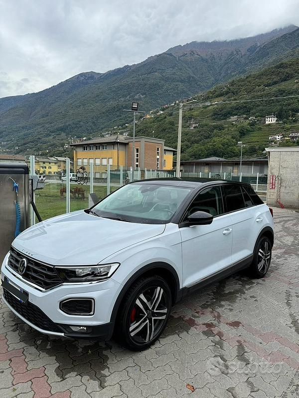 Usata VW T-Roc Style 150 CV (110 kW) 2019 Bianco SUV