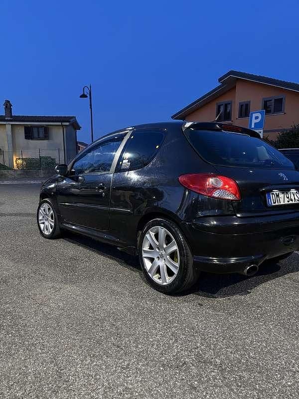 Usata Peugeot 206 109 CV (80 kW) 2007 Nero Berlina