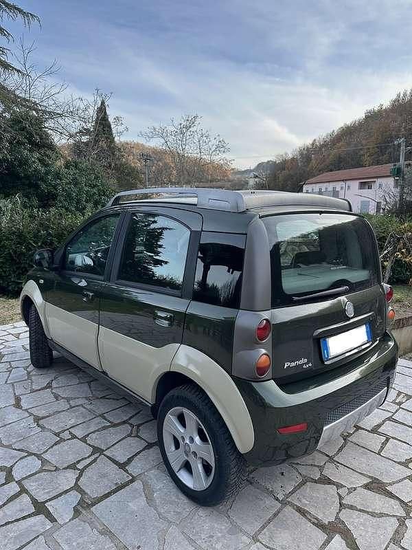 Occasion Fiat Panda Cross Cross 69 PK (50 kW) 2010 Groen Hatchback