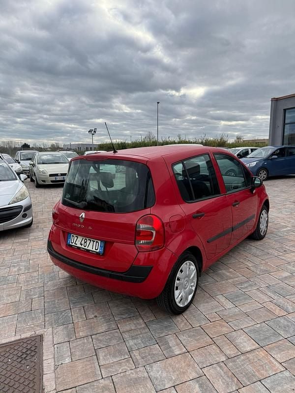 Usata Renault Modus 75 CV (55 kW) 2010 Monovolume