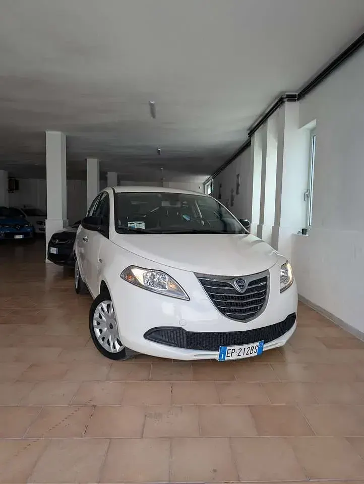 Usata Lancia Ypsilon S 69 CV (50 kW) 2012 Other Utilitaria