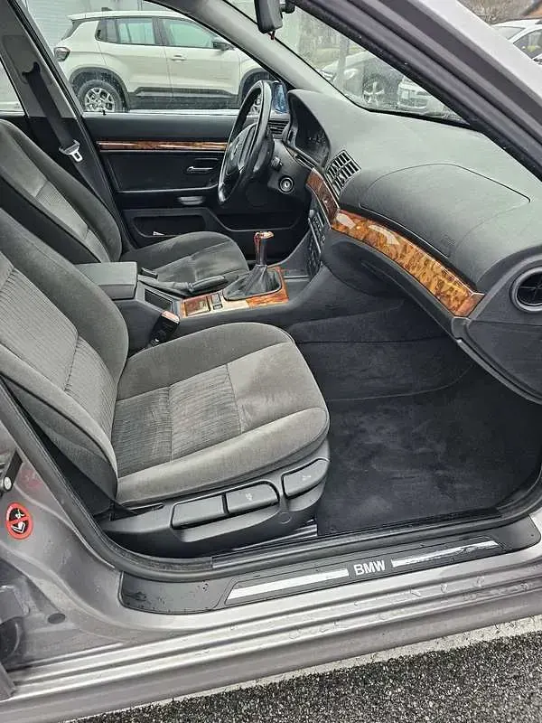 Usata BMW 520 150 CV (110 kW) 1997 Grigio Berlina
