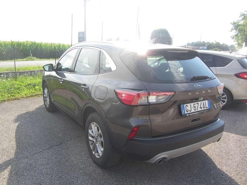 Usata Ford Kuga Business Edition 120 CV (88 kW) 2022 Grigio SUV