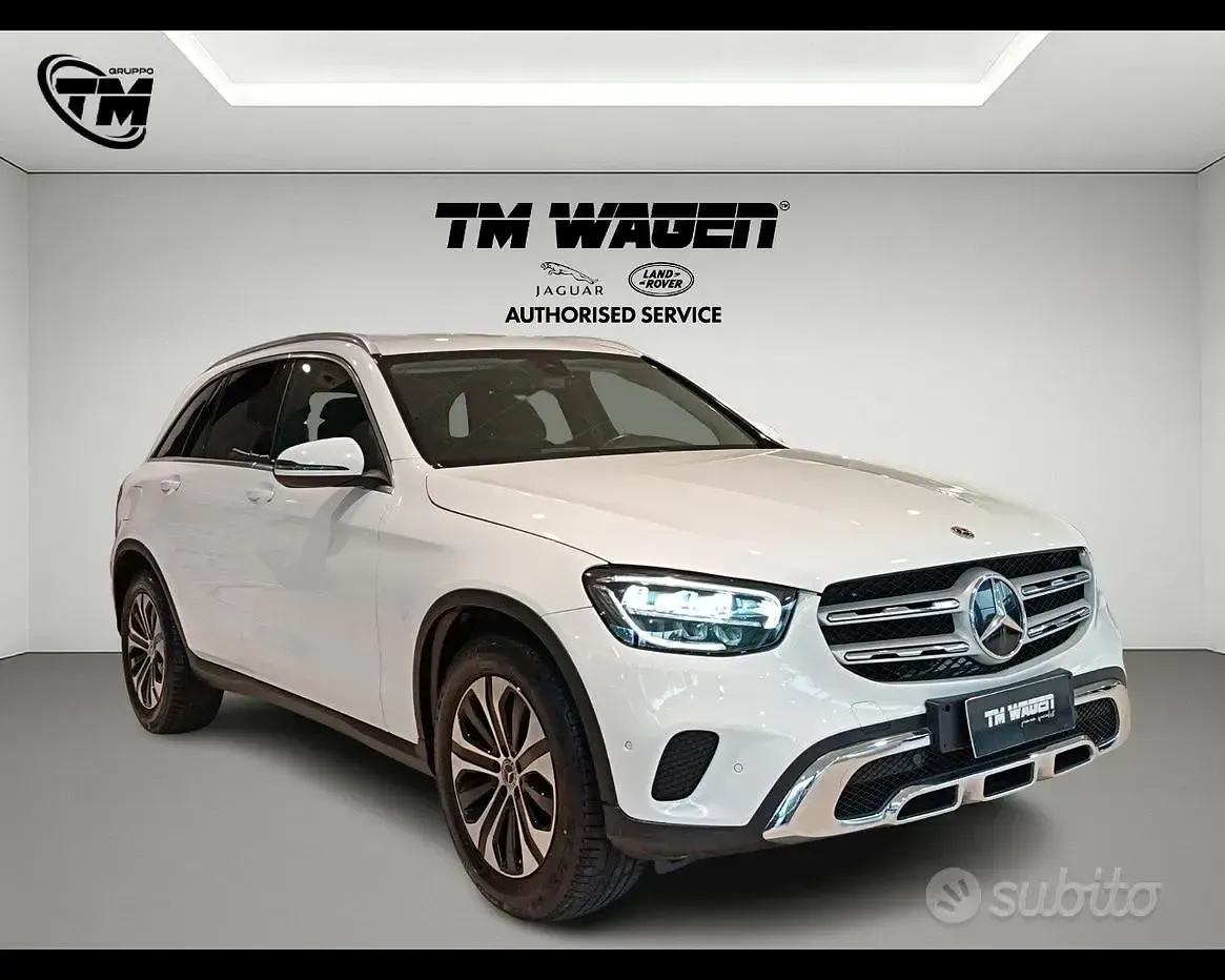 Usata Mercedes GLC200 Business 163 CV (119 kW) 2021 Bianco SUV