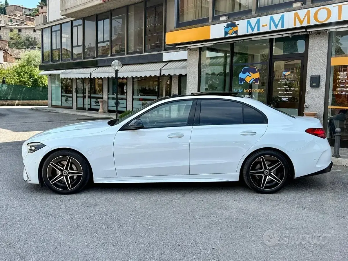 Usata Mercedes C300 Premium 265 CV (194 kW) 2022 Other Berlina