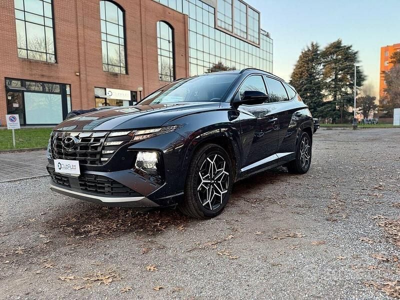 Grigio Usata 2022 Hyundai Tucson N Line SUV | 26.990 € (Buon prezzo) - Immagine 1/4