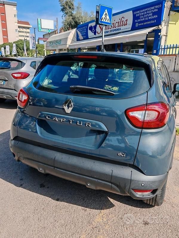 Usata Renault Captur 90 CV (66 kW) 2014 Blu SUV