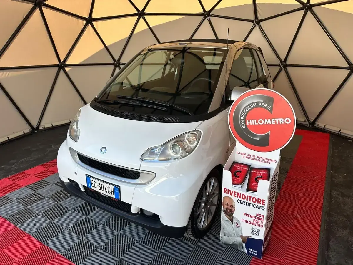 Usata Smart ForTwo Cabrio Passion 71 CV (52 kW) 2010 Bianco Cabrio