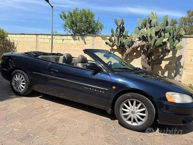 Blu Usata 2001 Chrysler Sebring Cabriolet Touring Cabrio | 5500 € - Immagine 1/4