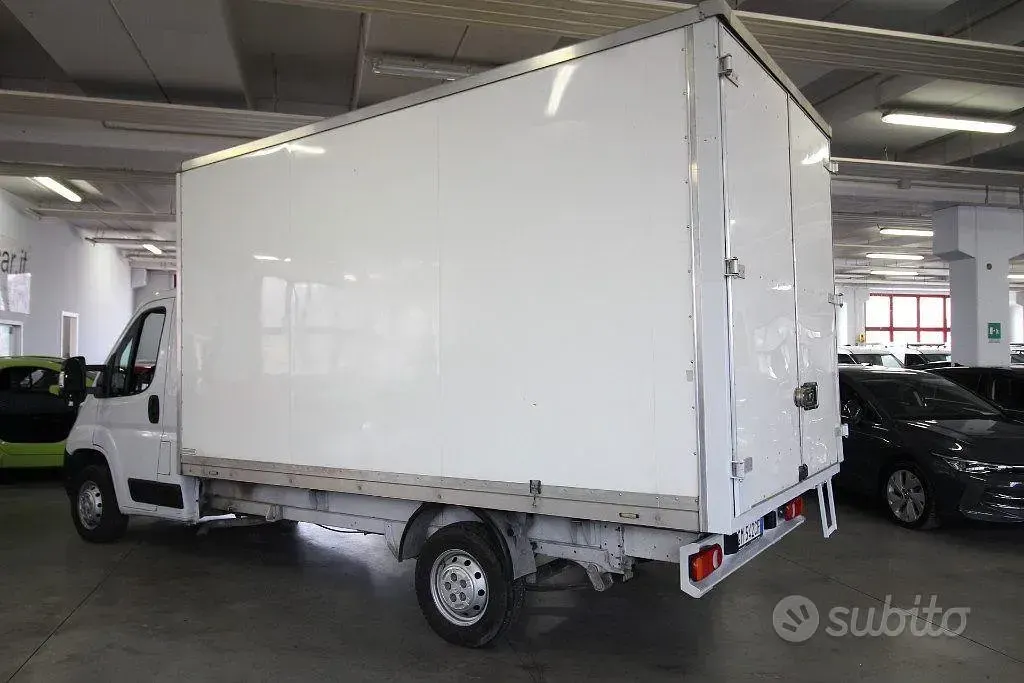 Usata Citroën Jumper 140 CV (102 kW) 2022 Bianco Monovolume