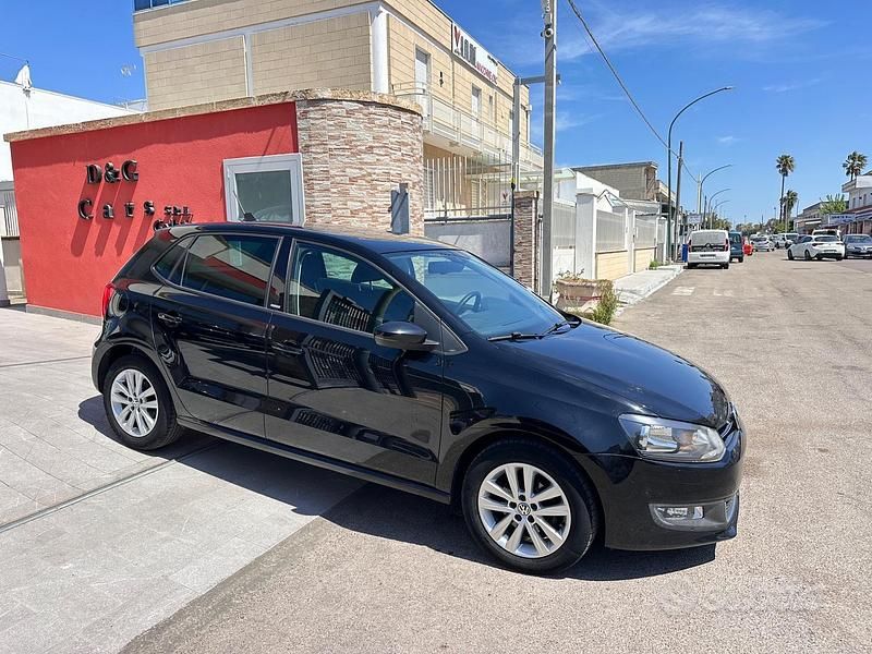 Usata VW Polo Style 90 CV (66 kW) 2012 Nero Utilitaria