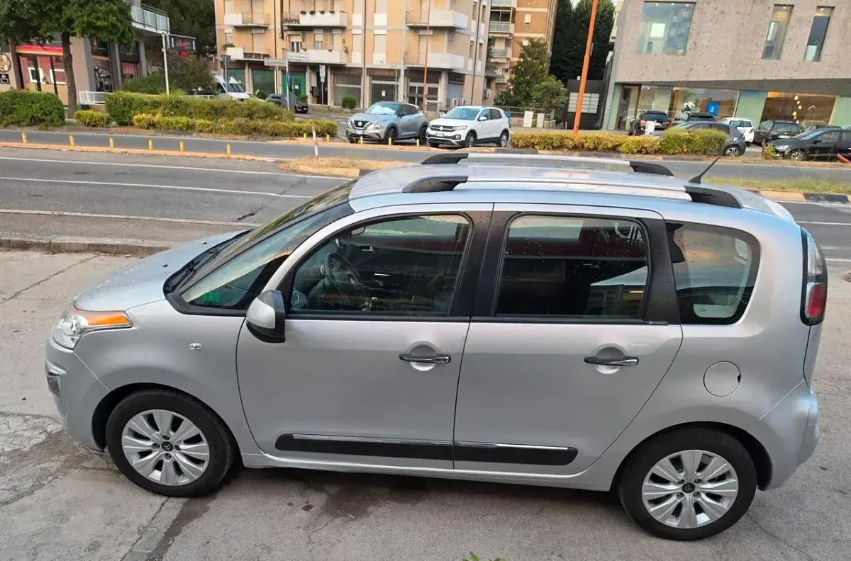 Usata Citroën C3 Picasso Exclusive 99 CV (72 kW) 2015 Argento Monovolume