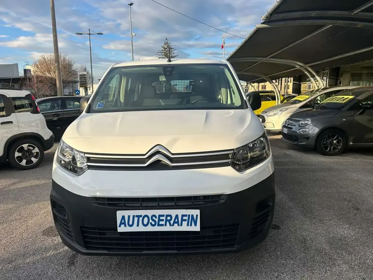 Usata Citroën Berlingo 102 CV (75 kW) 2021 Bianco Monovolume