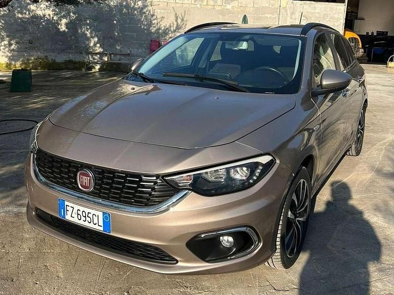 Usata Fiat Tipo S 120 CV (88 kW) 2020 Station wagon