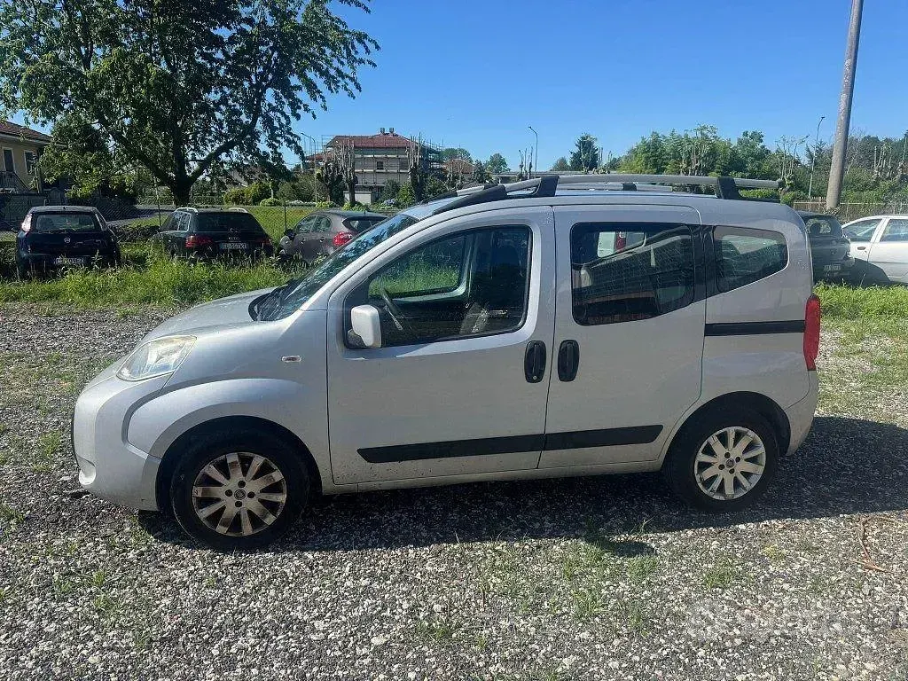 Usata Fiat Qubo Dynamic 95 CV (69 kW) 2014 Grigio Monovolume