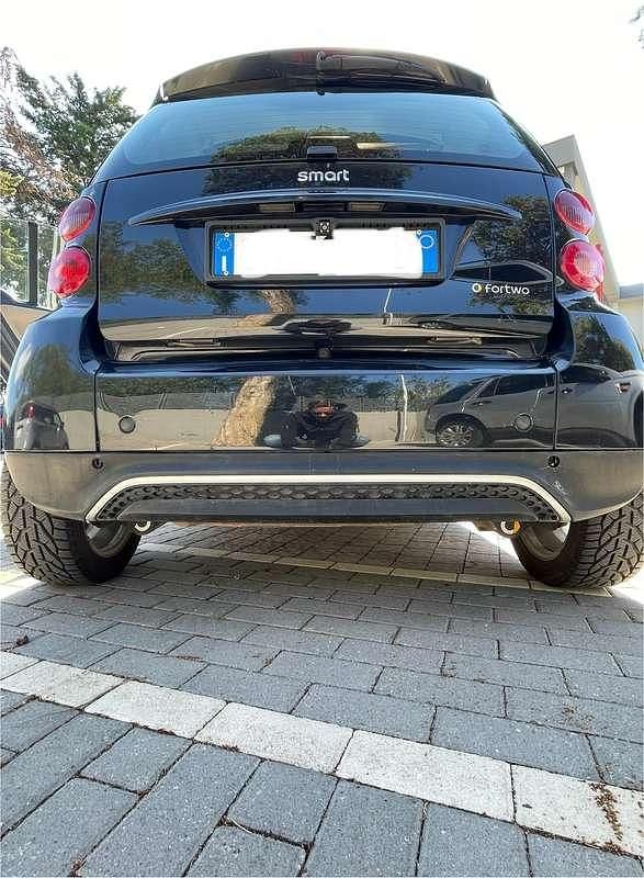 Usata 2007 Smart ForTwo Coupé Pure Due volumi | 4500 € (Buon prezzo) - Immagine 1/4