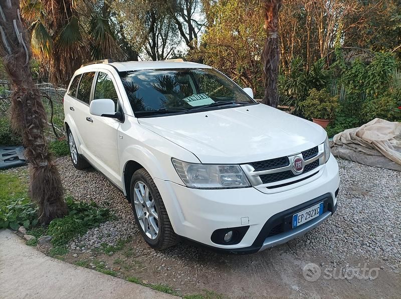 Usata Fiat Freemont 170 CV (125 kW) 2013 Bianco SUV